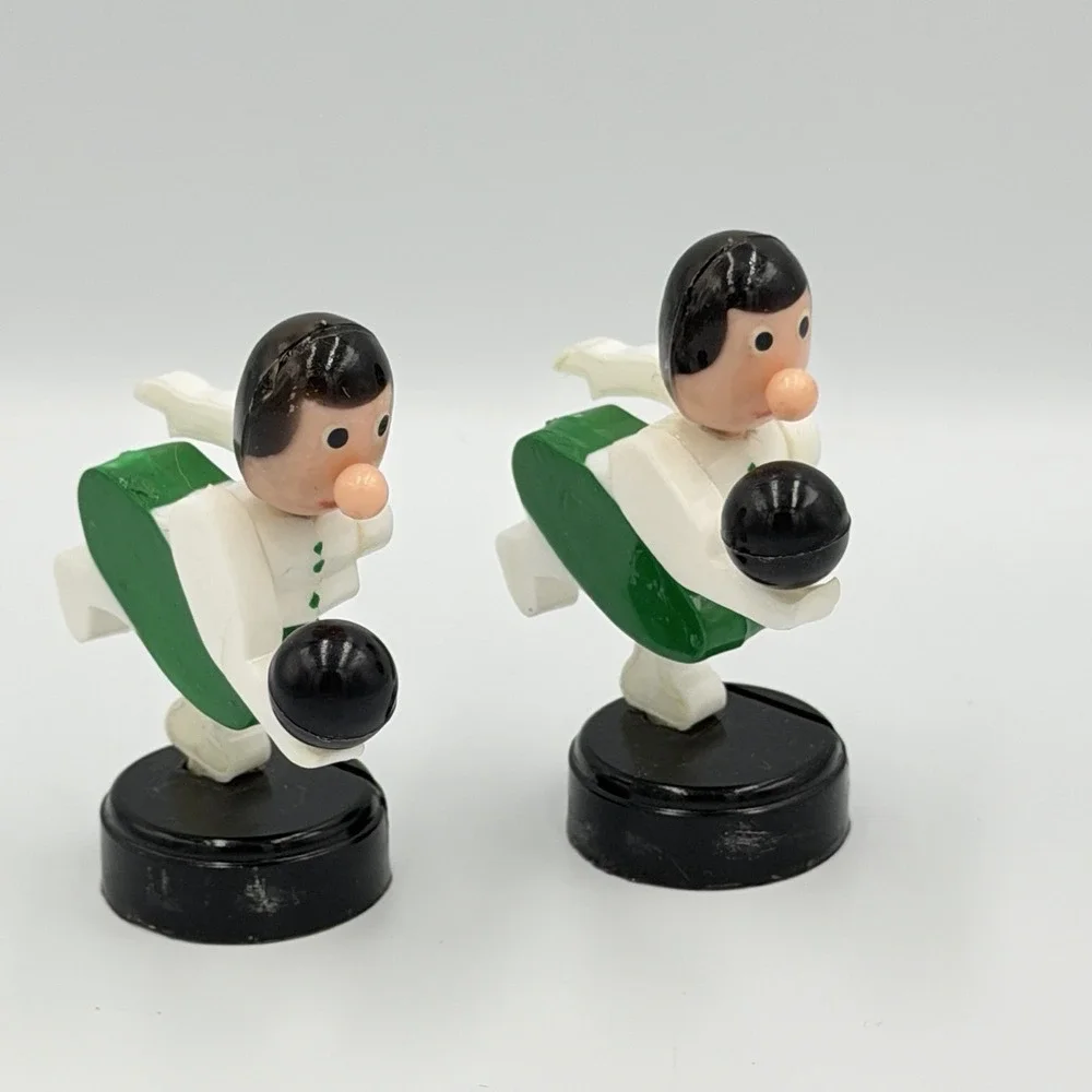 VTG MCM Bowling Place Card Holders Plastic Hong Kong Retro Kitsch Party Decor